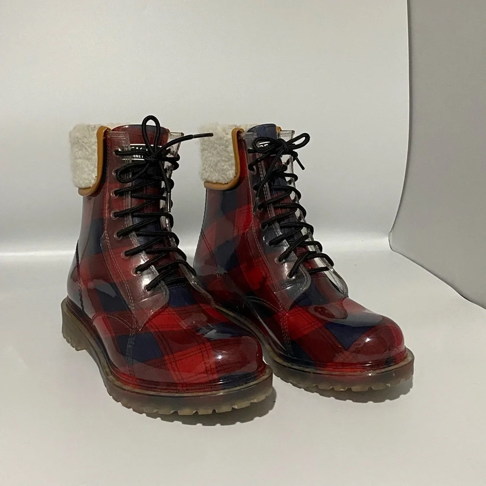 Kenneth Cole Reaction Red and Blue Plaid Winter Waterproof Boots